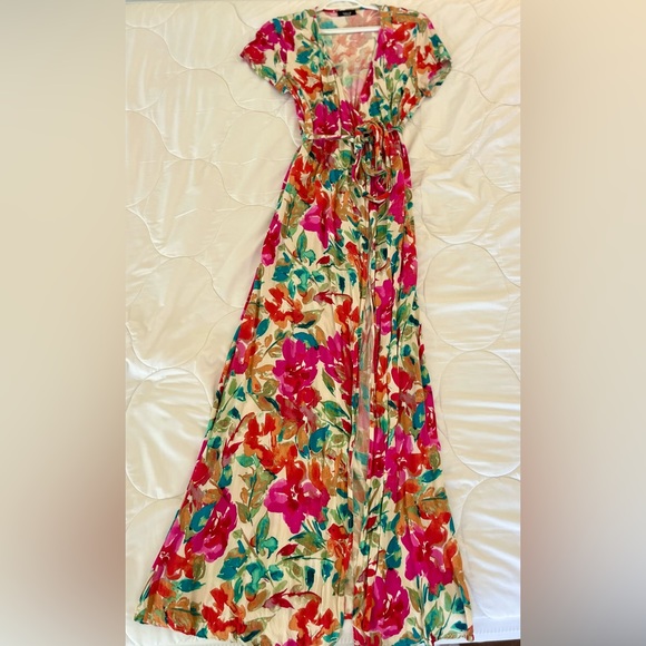 Colorful Maxi Dress - Picture 3 of 8